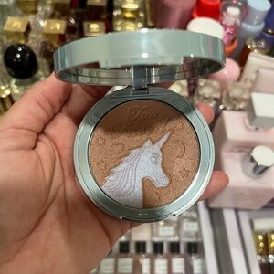 Too Faced Unicorn Highlighter - Brown and Silver